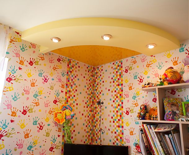 Яркий уголок натяжного потолка в детской | Портфолио 5Plus | Киев ⋆ Днепр ⋆