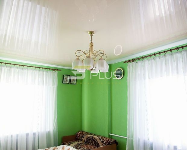 Натяжной потолок с комбинацией цвета | Портфолио 5Plus | Киев ⋆ Днепр ⋆