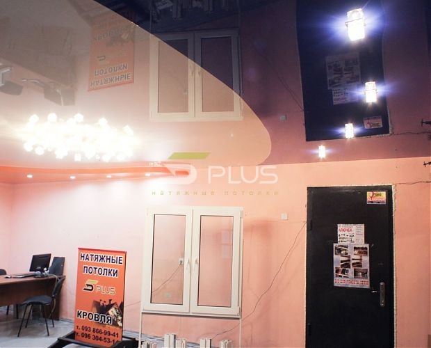 Двухцветный натяжной потолок в офисе | Портфолио 5Plus | Киев ⋆ Днепр ⋆
