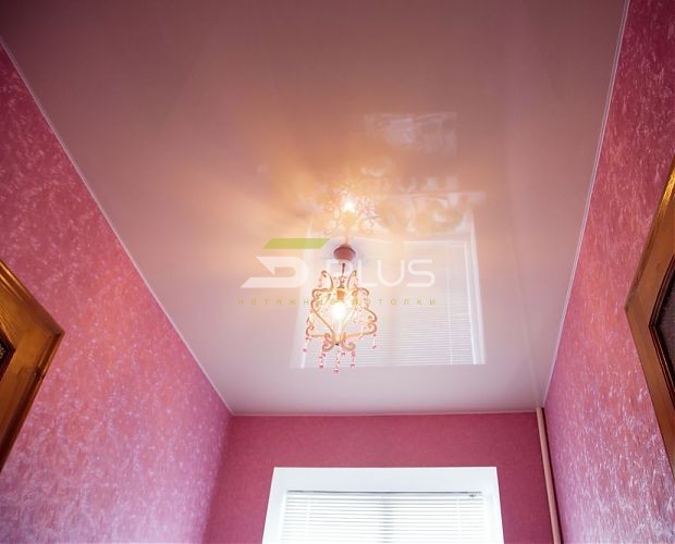 Светло-розовый потолок в кабинете | Портфолио 5Plus | Киев ⋆ Днепр ⋆