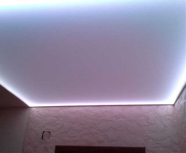 Полупрозрачные натяжные потолки | Портфолио 5Plus | Киев ⋆ Днепр ⋆