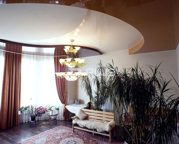 Многоуровневый натяжной потолок в гостиной | Портфолио 5Plus | Киев ⋆ Днепр ⋆