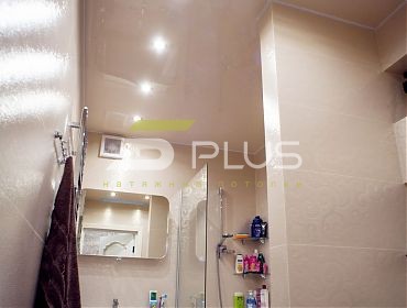 Натяжной потолок в ванной комнате - Фото 5plus ракурс 1