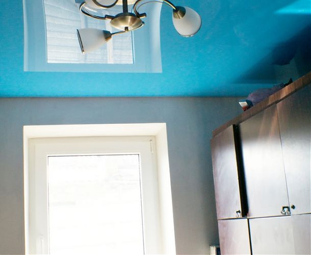 Голубой натяжной потолок | Портфолио 5Plus | Киев ⋆ Днепр ⋆