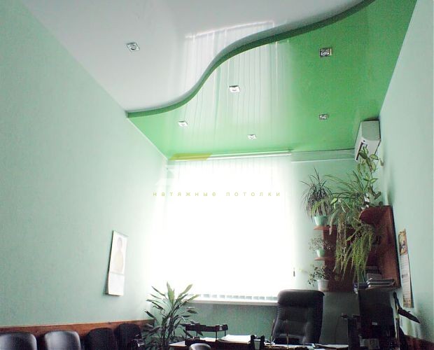 Изумрудный натяжной потолок в офисе | Портфолио 5Plus | Киев ⋆ Днепр ⋆