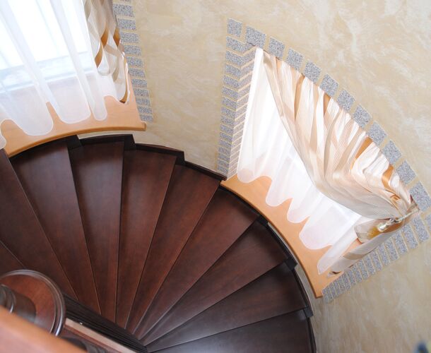Натяжной потолок под лестницей | Портфолио 5Plus | Киев ⋆ Днепр ⋆