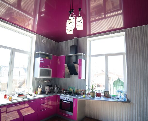Розовый натяжной потолок для кухни | Портфолио 5Plus | Киев ⋆ Днепр ⋆