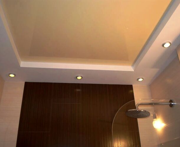 Эстетика натяжного потолка для ванной | Портфолио 5Plus | Киев ⋆ Днепр ⋆