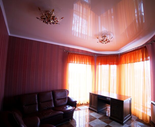 Простой натяжной потолок в кабинете | Портфолио 5Plus | Киев ⋆ Днепр ⋆