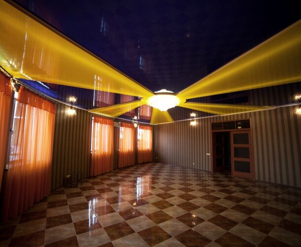 Двухуровневый натяжной потолок в холле | Портфолио 5Plus | Киев ⋆ Днепр ⋆