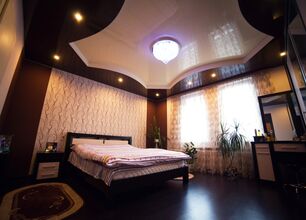 сложный двухуровневый натяжной потолок 