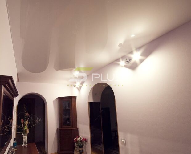 Простой натяжной потолок для коридора | Портфолио 5Plus | Киев ⋆ Днепр ⋆