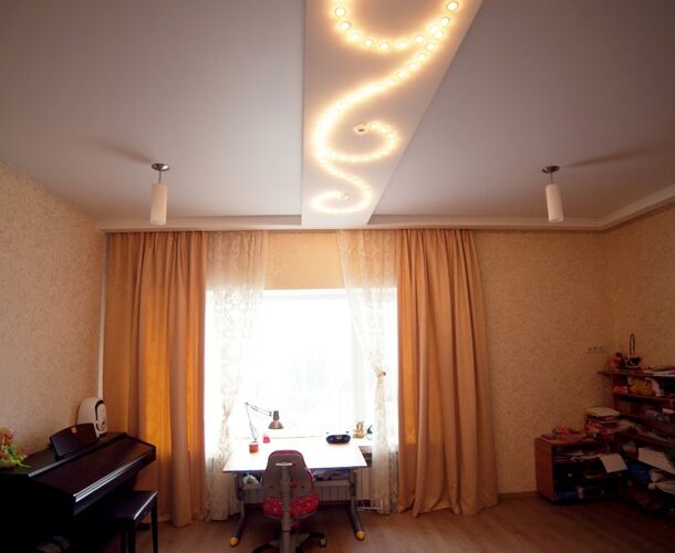 Натяжной потолок со световым узором в детской | Портфолио 5Plus | Киев ⋆ Днепр ⋆