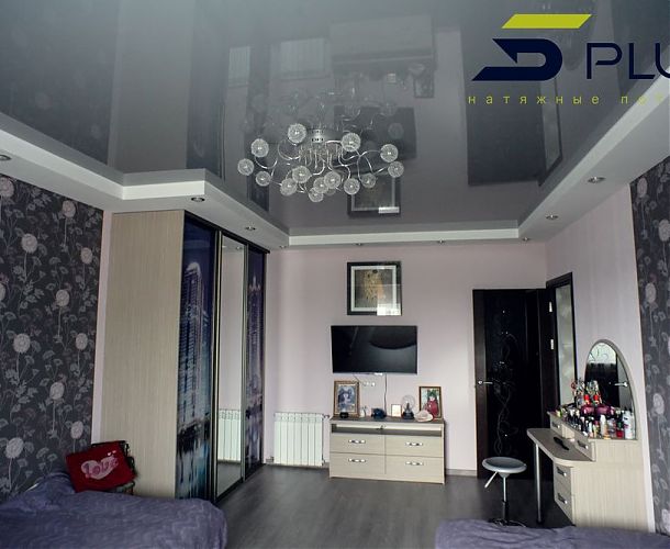 Натяжной потолок в спальне в серых тонах | Портфолио 5Plus | Киев ⋆ Днепр ⋆