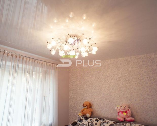 Глянцевый потолок в детской | Портфолио 5Plus | Киев ⋆ Днепр ⋆