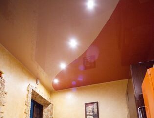 Потолок с криволинейным швом